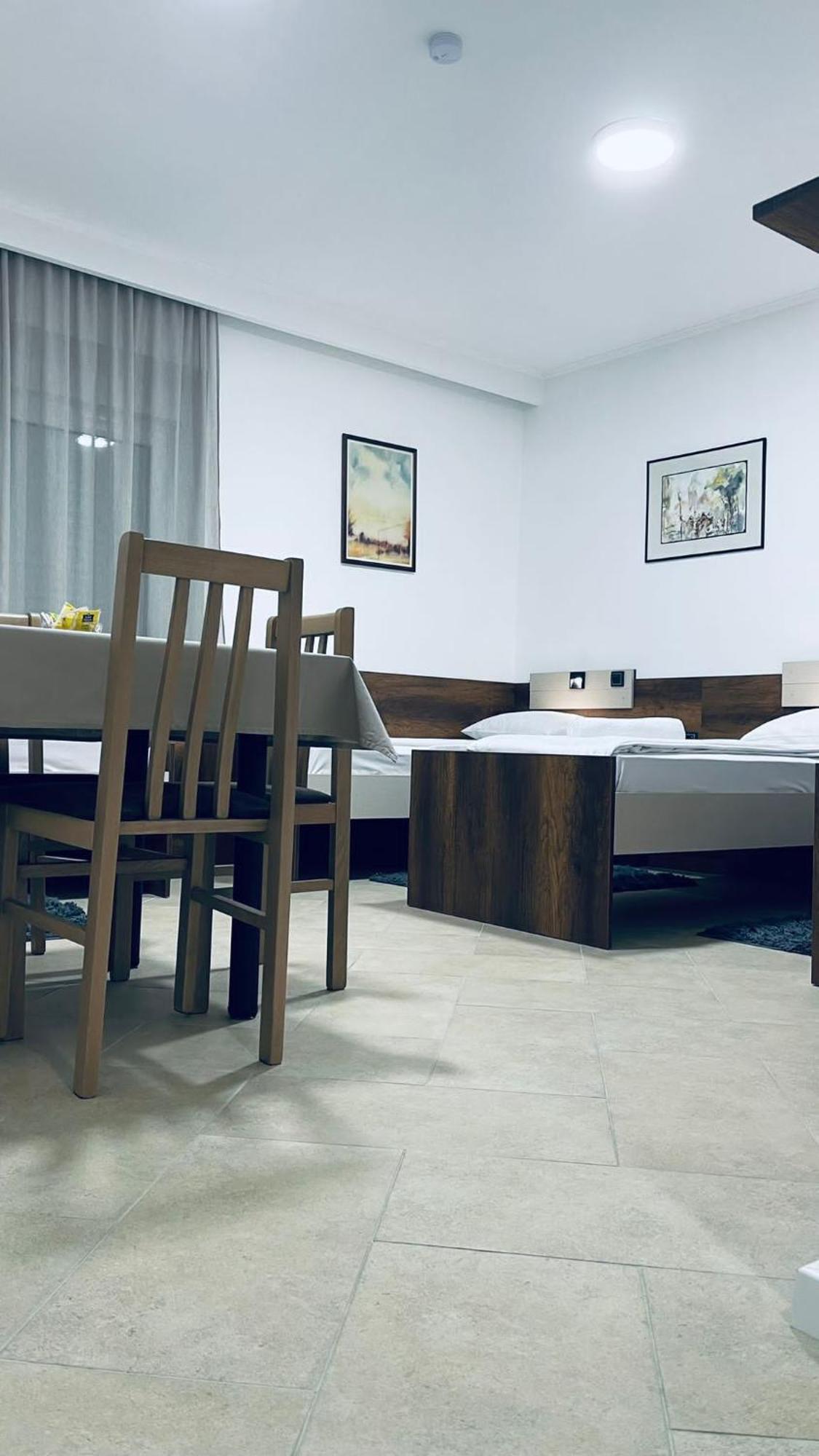 Kollar D Guest House - Prenociste Rooms Subotica Exterior foto
