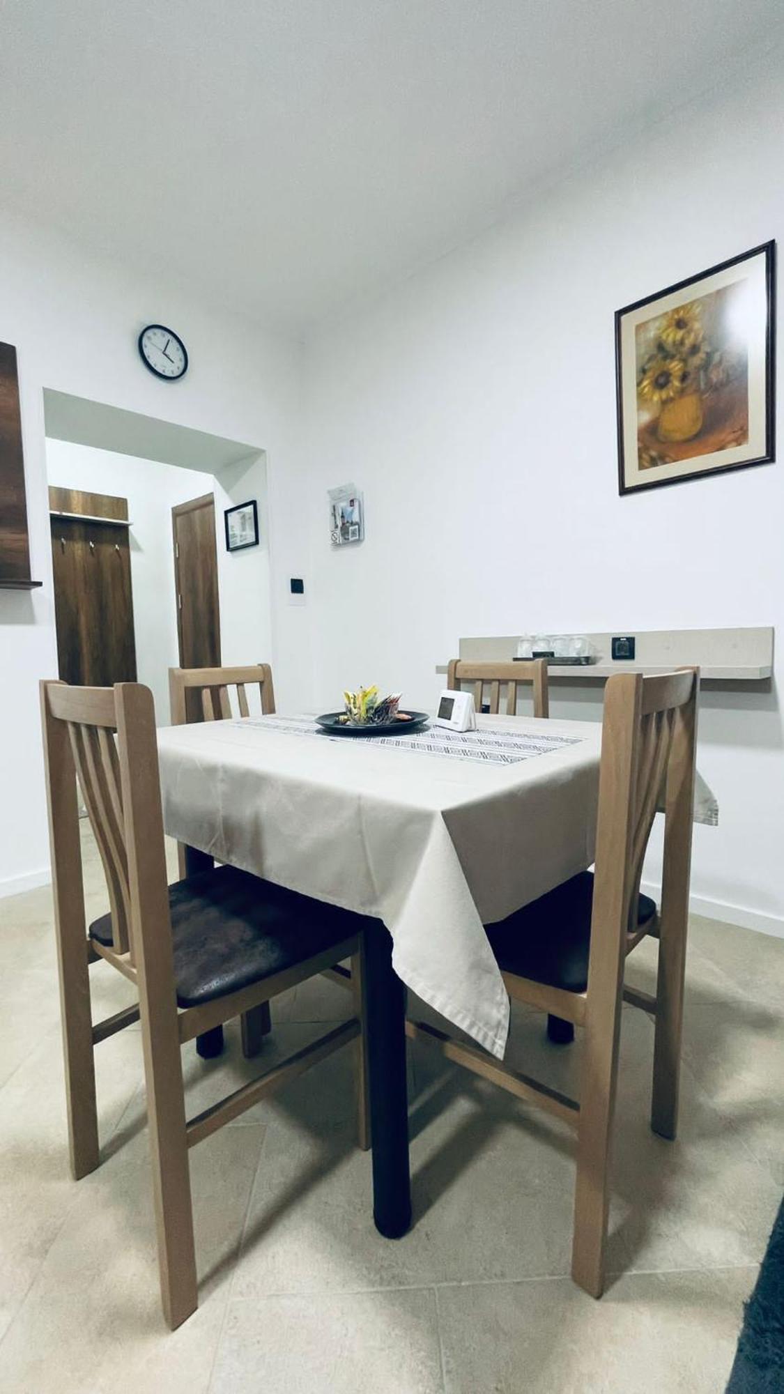Kollar D Guest House - Prenociste Rooms Subotica Exterior foto
