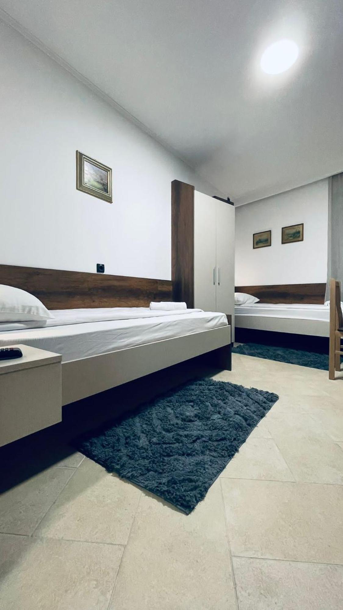 Kollar D Guest House - Prenociste Rooms Subotica Exterior foto